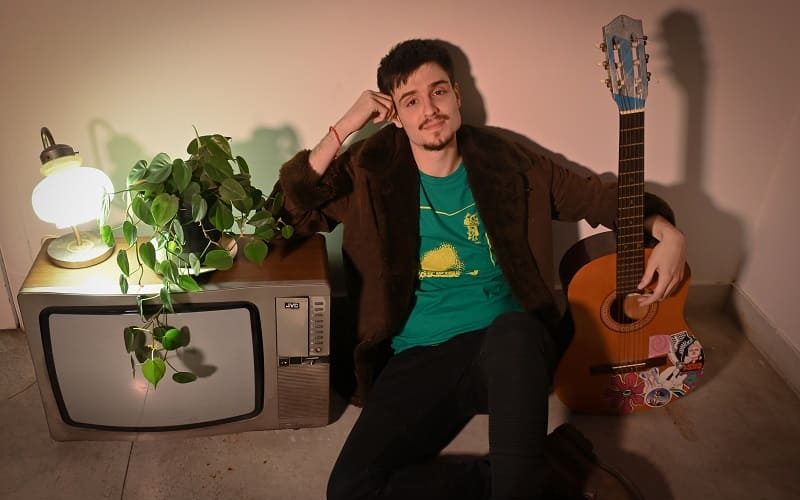 Ulises Butrón hijo debuta con un viaje musical introspectivo