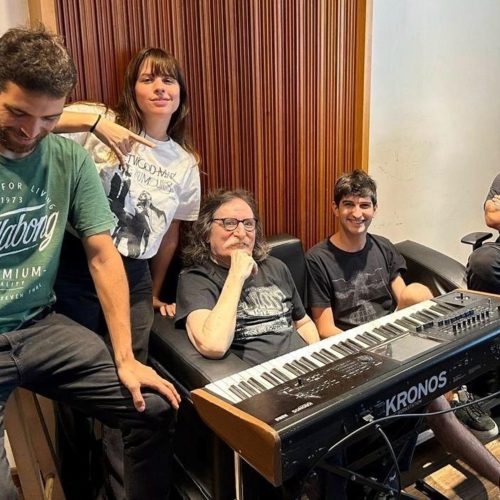 Charly García firmó contrato para editar su esperado nuevo disco: todos los detalles
