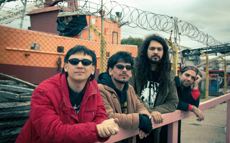 Temblores llega al Konex para presentar Santos Populares