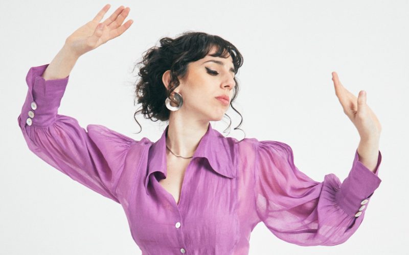 «Ese fuego», el nuevo material discográfico de Luna Sujatovich