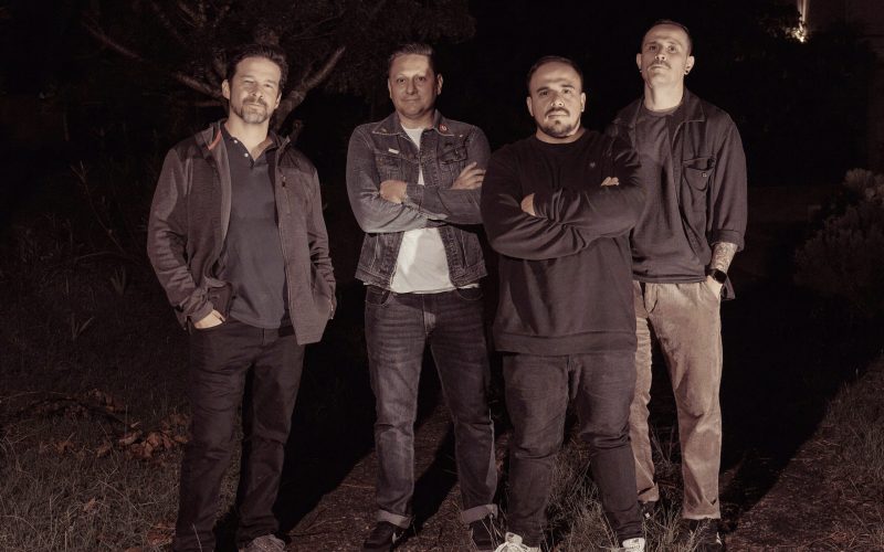 Exploraciones de culpa, catarsis y distopía: Mil Fuegos presenta su EP homónimo