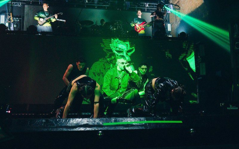 REI conquistó el Teatro Vorterix con un show inolvidable