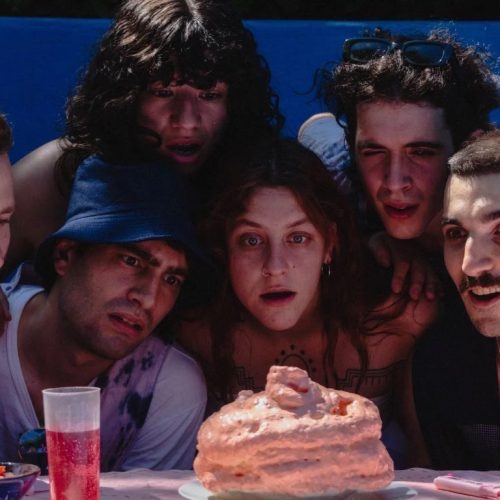 «Asado»: el nuevo video de No Importa, Así Van a Entrar las Mariposas
