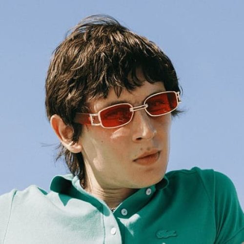 Erich Larsson: el arte de la repetición y el laboratorio de lo onírico