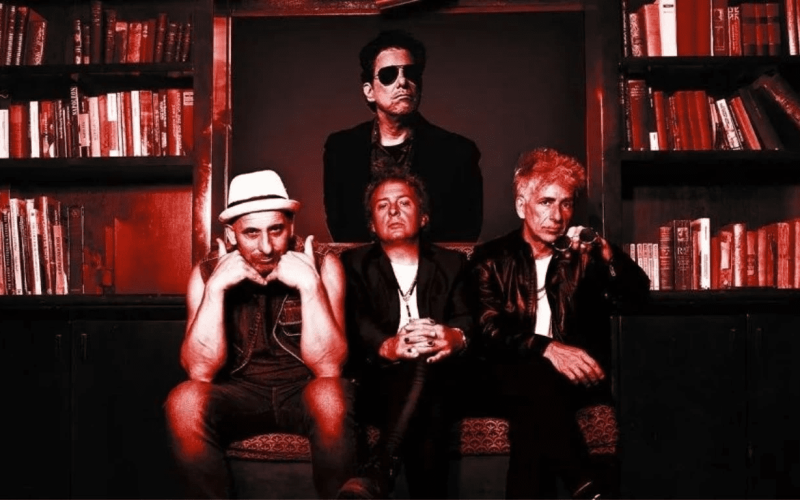 Andrés Calamaro y Los Tipitos reversionan “Silencio”