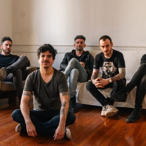 Juguetes en el Vip publicó su primer disco en vivo