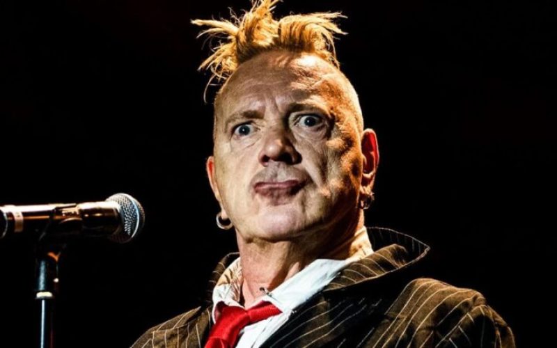 John Lydon arremete contra sus excompañeros de Sex Pistols
